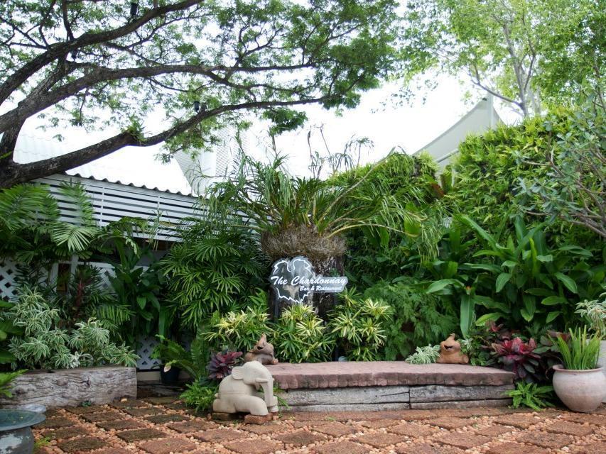 Charn Residence Bangsaen Exterior foto