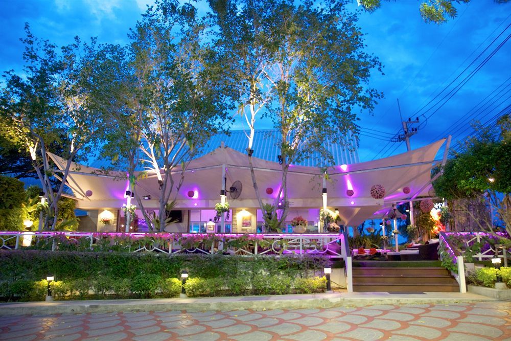 Charn Residence Bangsaen Exterior foto